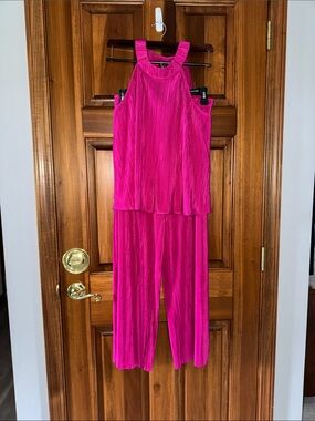 DKNY Hot Pink Pleated Sleeveless Shirt and Pant Set